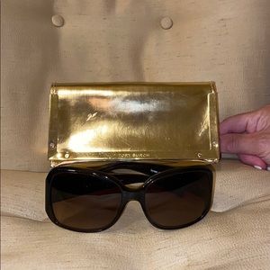 Tory Burch classic sunglasses black